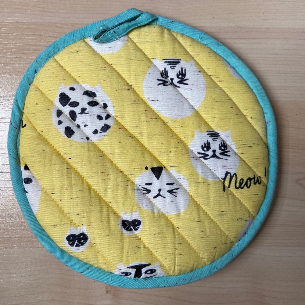 NWT Cat Dish Towel and Potholder